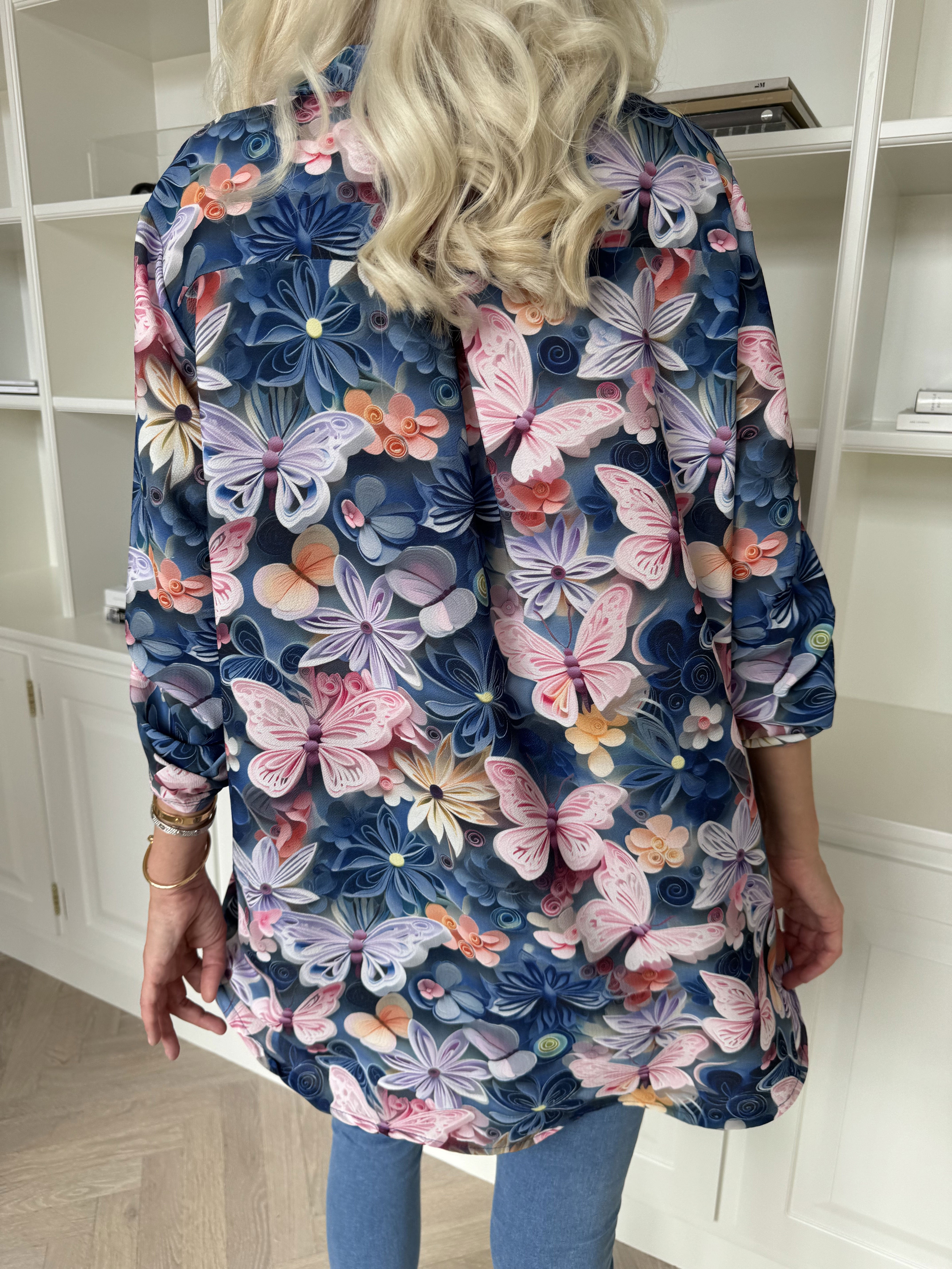 Vanesa Butterfly - Söt tunika i viskos med fjärilsmönster